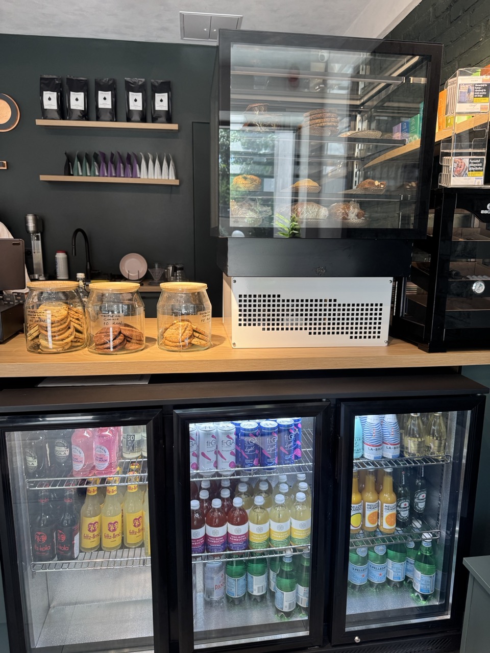 Utopia Coffee Bar 3 — 2